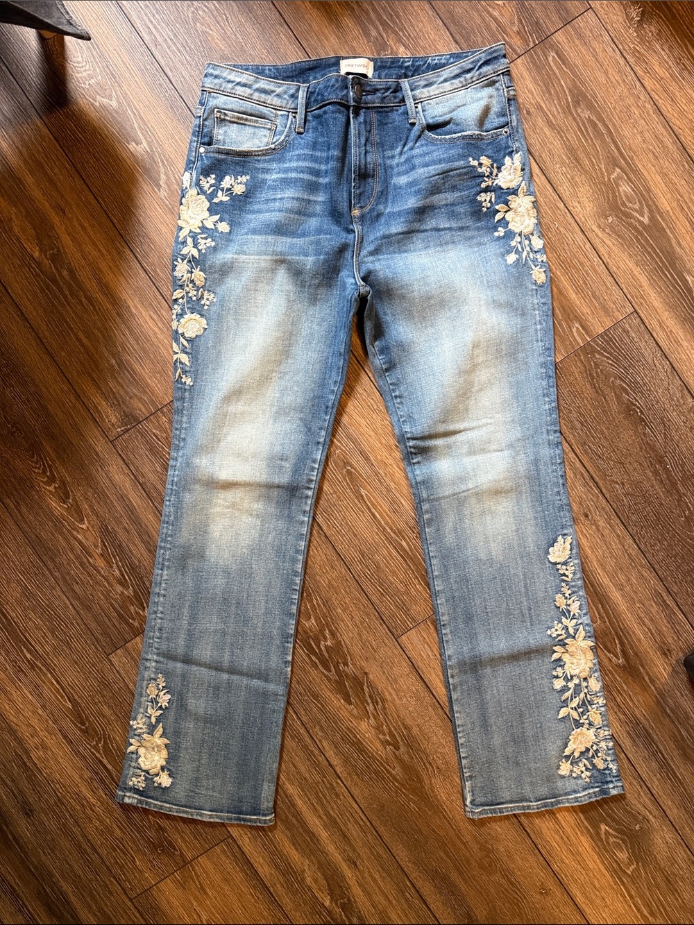 DRIFTWOOD Blue Straight-Leg Jeans with Cream Floral Embroidery